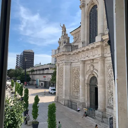 L'elegant Nancy
